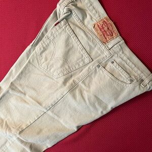 Men’s Levis 505 Regular fit, never worn. W34 L32